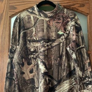 Mossy Oak Large Russell Athletics Thermal Shirt